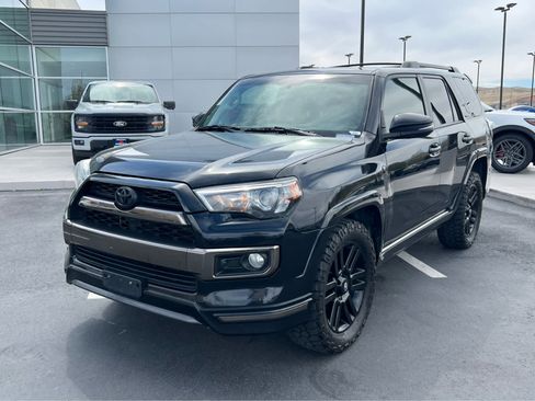 Used 2019 Toyota 4Runner Limited AWD/4WD image 2