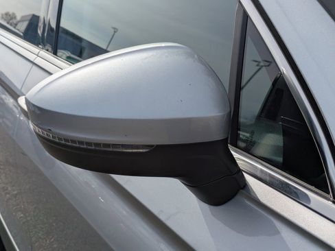 Certified 2021 Volkswagen Tiguan S image 12