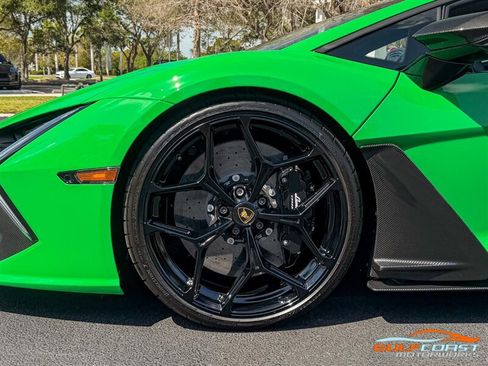 Used 2024 Lamborghini Revuelto AWD/4WD image 48