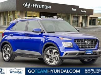 Certified 2025 Hyundai Venue SEL video 1