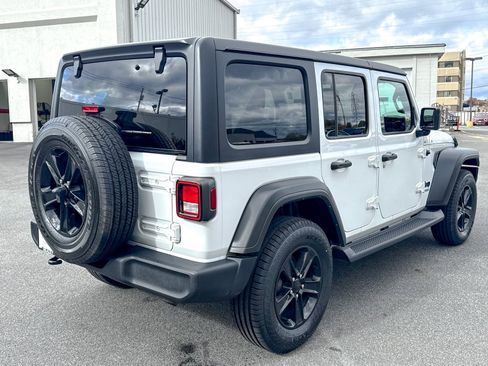 Used 2021 Jeep Wrangler Unlimited Sport image 7
