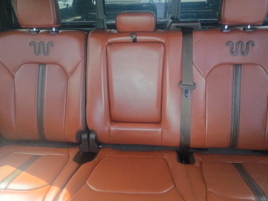 Used 2019 Ford F150 King Ranch w/ Equipment Group 601A Luxury AWD/4WD image 9