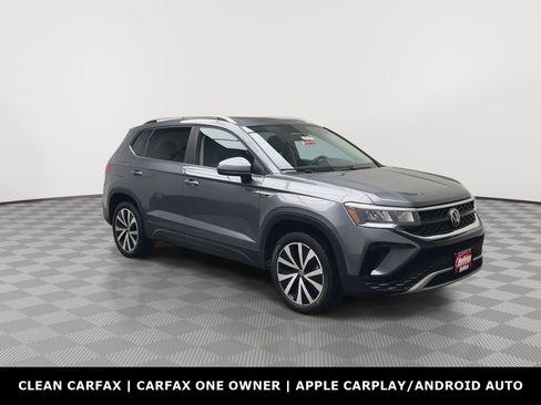 Used 2022 Volkswagen Taos SE image 29