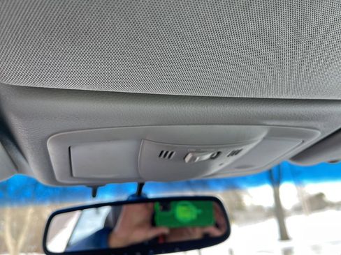 Used 2010 INFINITI G37 Sport image 34