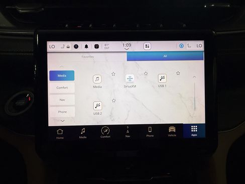 Used 2024 Jeep Grand Cherokee Limited AWD/4WD image 38