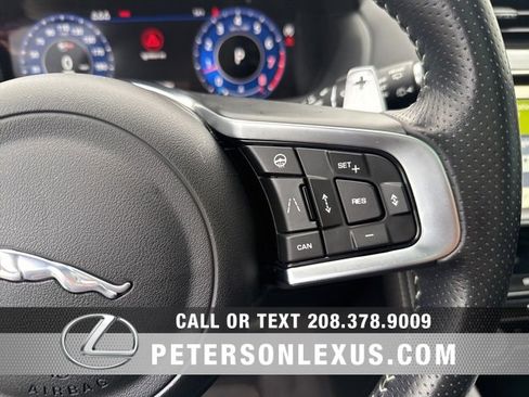 Used 2020 Jaguar F-PACE SVR image 27