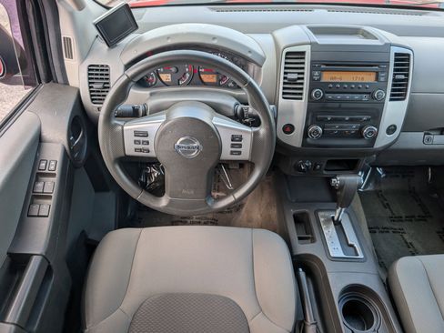 Used 2015 Nissan Xterra X image 15