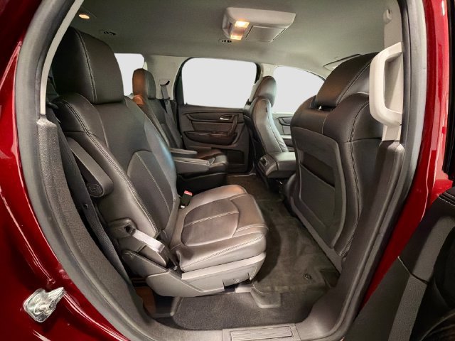 Used 2015 GMC Acadia SLT AWD/4WD image 25