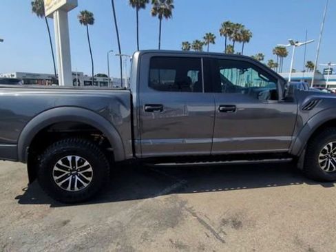 Used 2019 Ford F150 Raptor AWD/4WD image 9