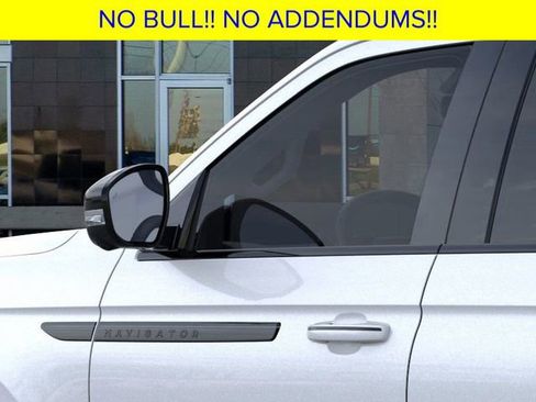 New 2025 Lincoln Navigator Reserve w/ Jet Appearance Package image 21