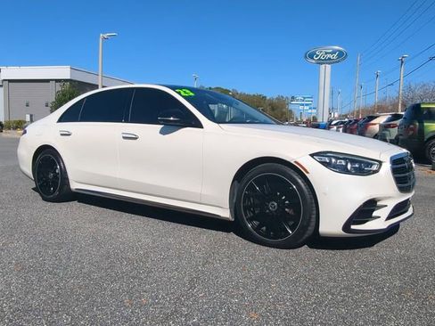 Used 2023 Mercedes-Benz S 500 4MATIC image 2