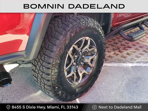 Used 2025 Chevrolet Colorado ZR2 w/ Technology Package image 7