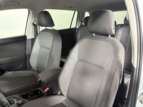 Used 2018 Volkswagen Tiguan S w/ 3rd Row Seat Package AWD/4WD image 13