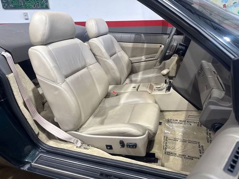 Used 1993 Cadillac Allante image 70