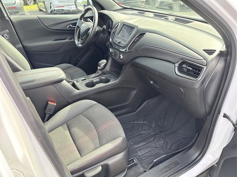 Used 2022 Chevrolet Equinox RS image 36