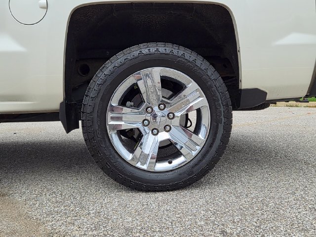 Used 2015 Chevrolet Silverado 1500 High Country AWD/4WD image 9