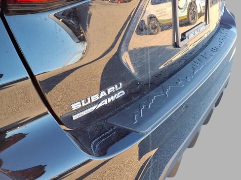 Certified 2025 Subaru Crosstrek 2.5i Limited w/ Crosstrek Mirror Package image 18