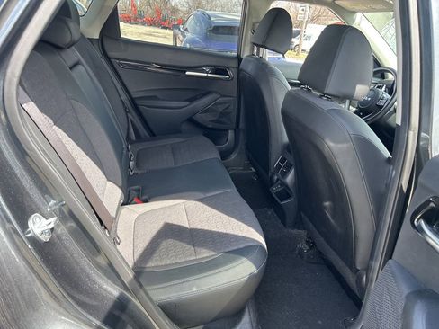 Certified 2024 Kia Seltos X-Line image 18