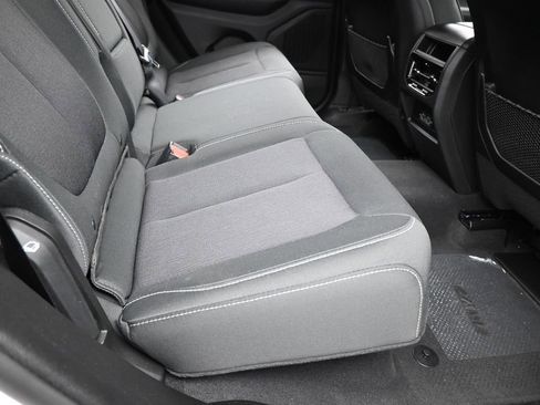 Used 2025 Jeep Grand Cherokee Laredo X RWD image 35