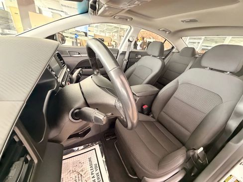 Used 2020 Hyundai Elantra Value Edition w/ Cargo Package (C1) image 12