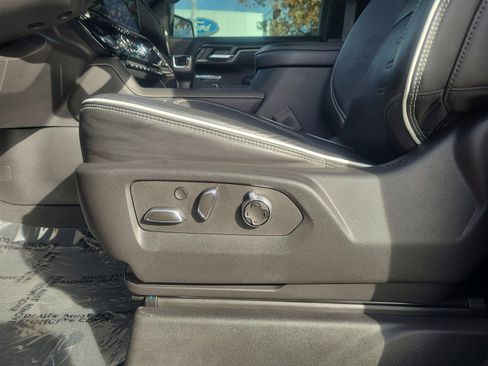 Used 2022 GMC Sierra 1500 AT4X image 14