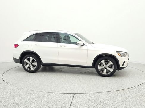 Certified 2022 Mercedes-Benz GLC 300 image 4