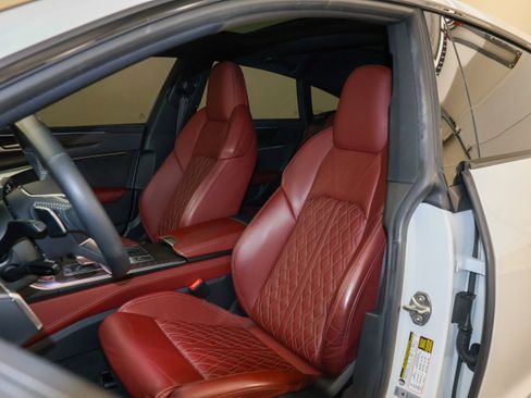 Used 2020 Audi S7 Prestige w/ Prestige Package image 16