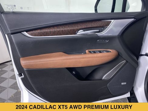 Certified 2024 Cadillac XT5 Premium Luxury w/ LPO, Floor Liner Package AWD/4WD image 12