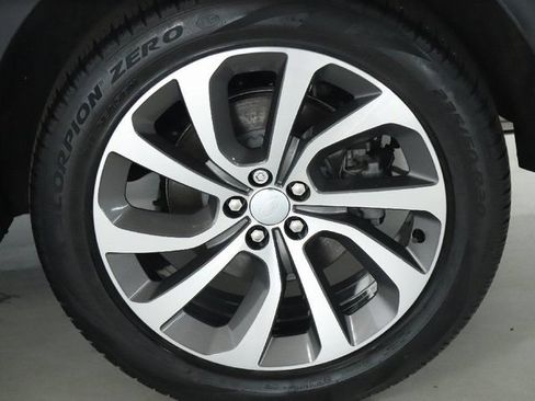 Certified 2022 Land Rover Discovery Sport S AWD/4WD image 40