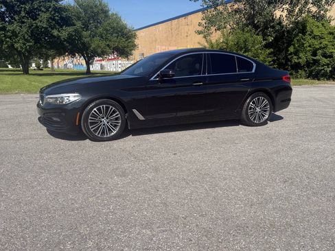 Used 2017 BMW 530i RWD image 1