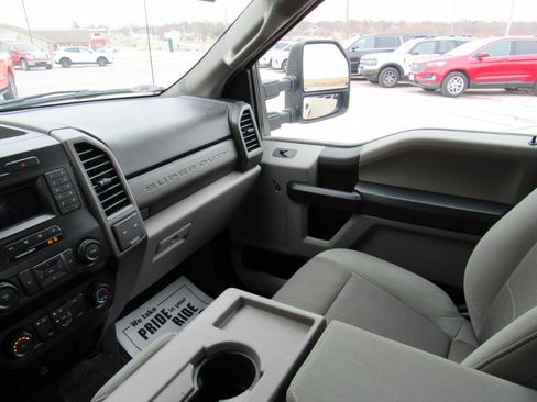 Used 2020 Ford F350 XL w/ Power Equipment Group image 23