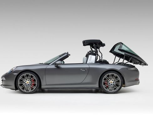 Used 2015 Porsche 911 Targa 4S image 6