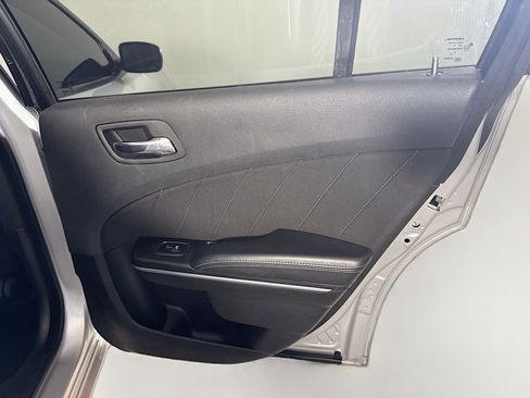 Used 2022 Dodge Charger SXT image 28
