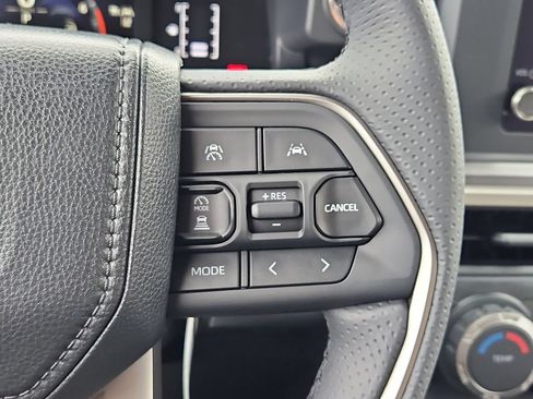 New 2026 Toyota 4Runner SR5 AWD/4WD image 14
