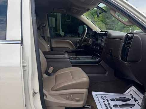 Used 2015 GMC Sierra 1500 SLT w/ SLT Preferred Package AWD/4WD image 12