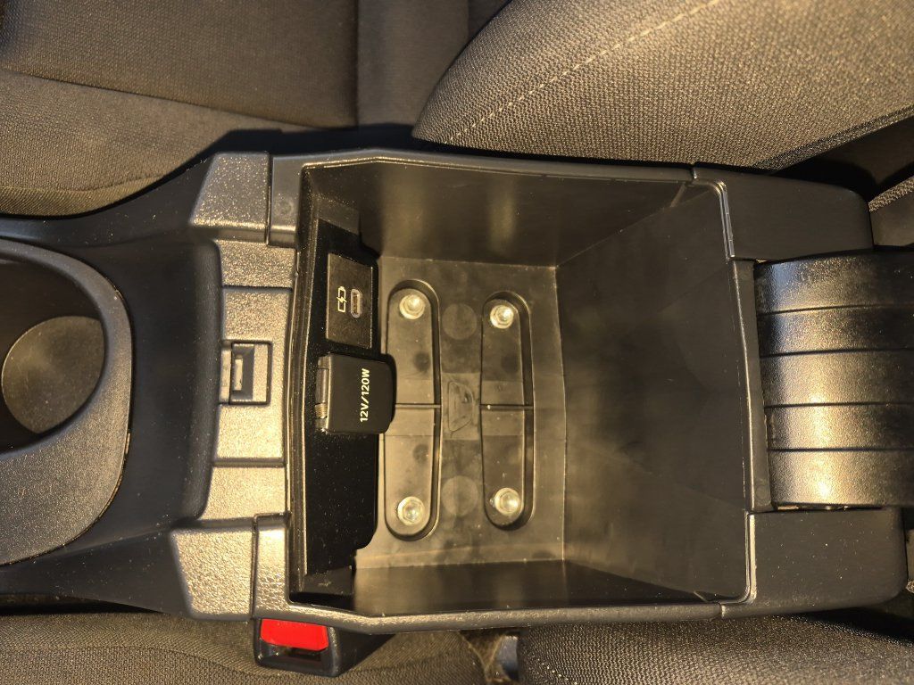 Used 2024 Toyota Corolla LE FWD image 25