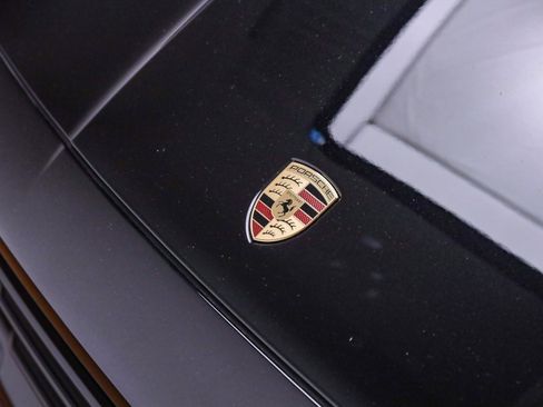 Used 2025 Porsche Cayenne S image 12