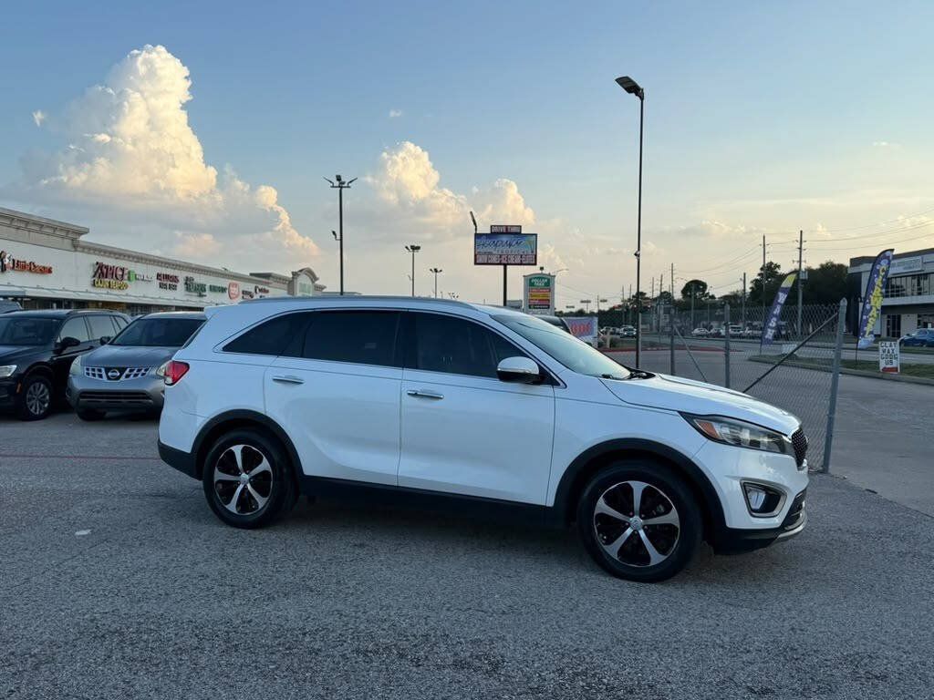 Used 2016 Kia Sorento EX w/ EX Premium Package FWD image 9