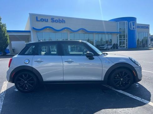 Used 2019 MINI Cooper S FWD image 4