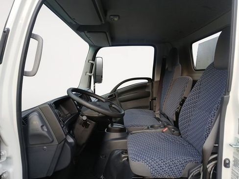 New 2025 Chevrolet Low Cab Forward 5500XG RWD image 9