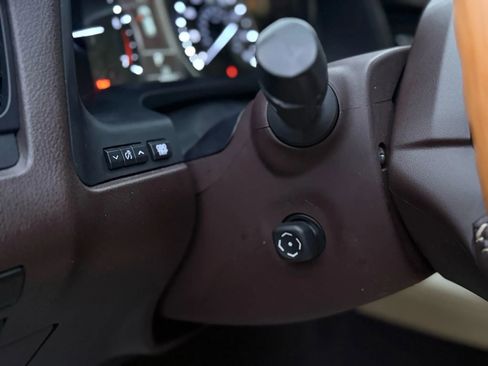 Used 2019 Lexus RX 350 AWD w/ Navigation Package image 37