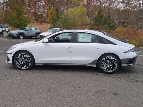 New 2025 Hyundai Ioniq 6 Limited image 6