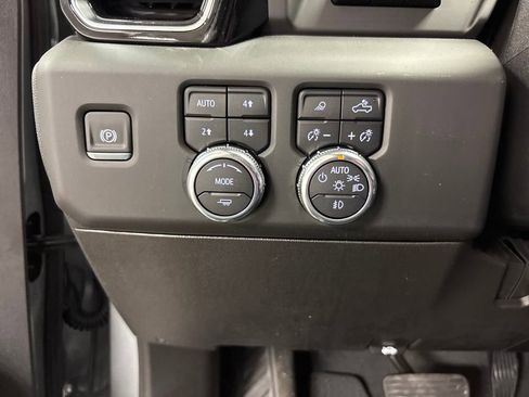 New 2025 GMC Sierra 2500 Denali w/ Denali Reserve Package image 29