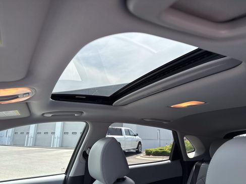 Used 2019 Hyundai Kona Limited AWD/4WD image 19