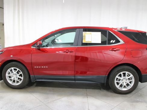Used 2023 Chevrolet Equinox LT image 6