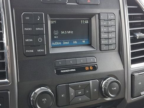 Used 2017 Ford F250 XLT w/ XLT Value Package image 15