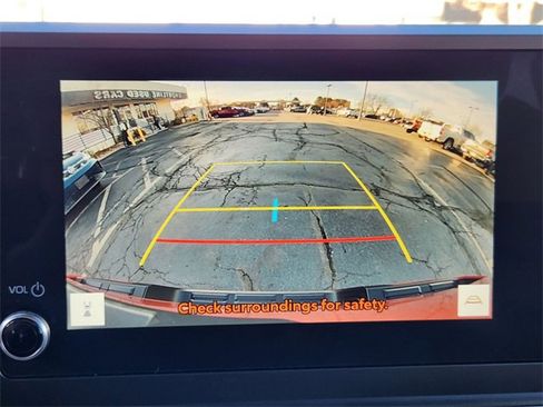 Used 2025 Toyota Tacoma TRD Off-Road image 23