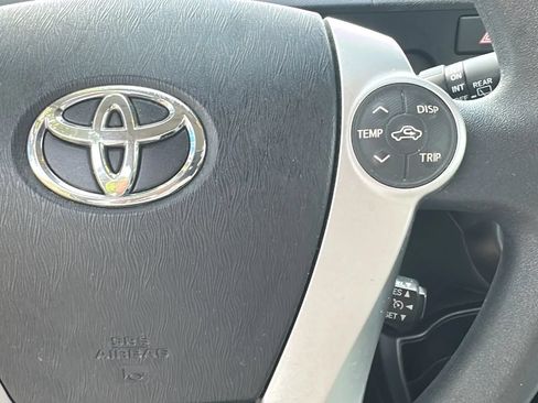 Used 2013 Toyota Prius C Two FWD image 31
