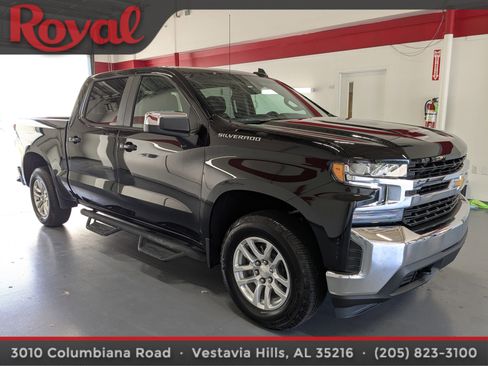 Used 2021 Chevrolet Silverado 1500 LT AWD/4WD image 5