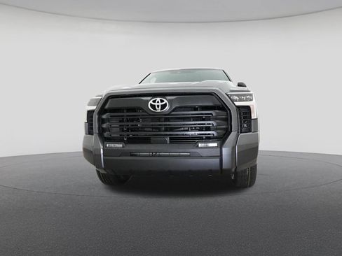 New 2025 Toyota Tundra SR5 AWD/4WD image 31